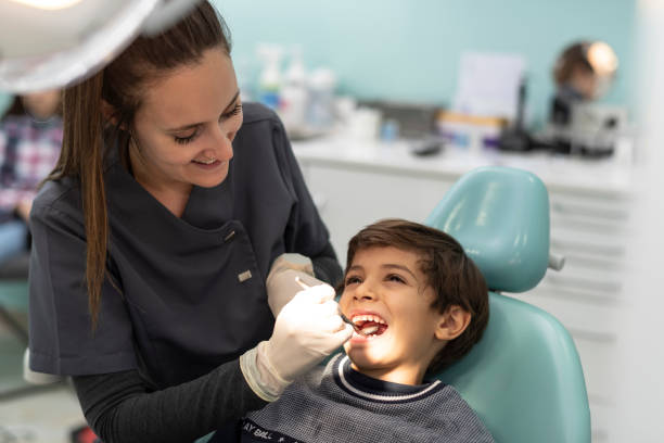 Best Cracked Tooth Emergency Dentist  in Wallace, FL